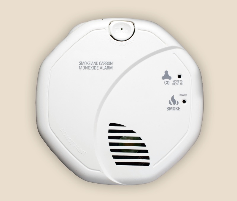 Smoke and carbon monoxide alarm